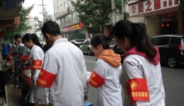 青年志愿者在行动——我院团总支志愿者服务月活动