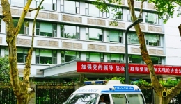 怀孕六个多月，“身无分文”患者在四川省老年病医院（省五医院）顺利完成手术