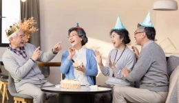 89岁高龄危重老奶奶的“新生”，幸福的小碎步踏起来