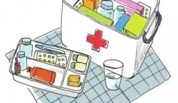 【药知道】怎样配置老年人的家庭小药箱？快上车，专家告诉你！