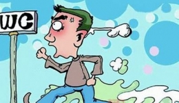 别以为夏天尿频尿急是因为饮水多导致的，就不当事