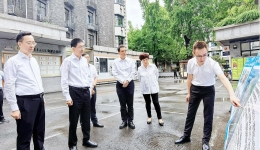 省委常委、秘书长陈炜到省五医院走访慰问并调研指导工作